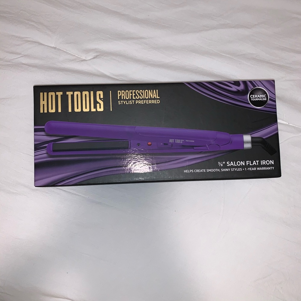 Brand New Hot Tools Straightener flat iron